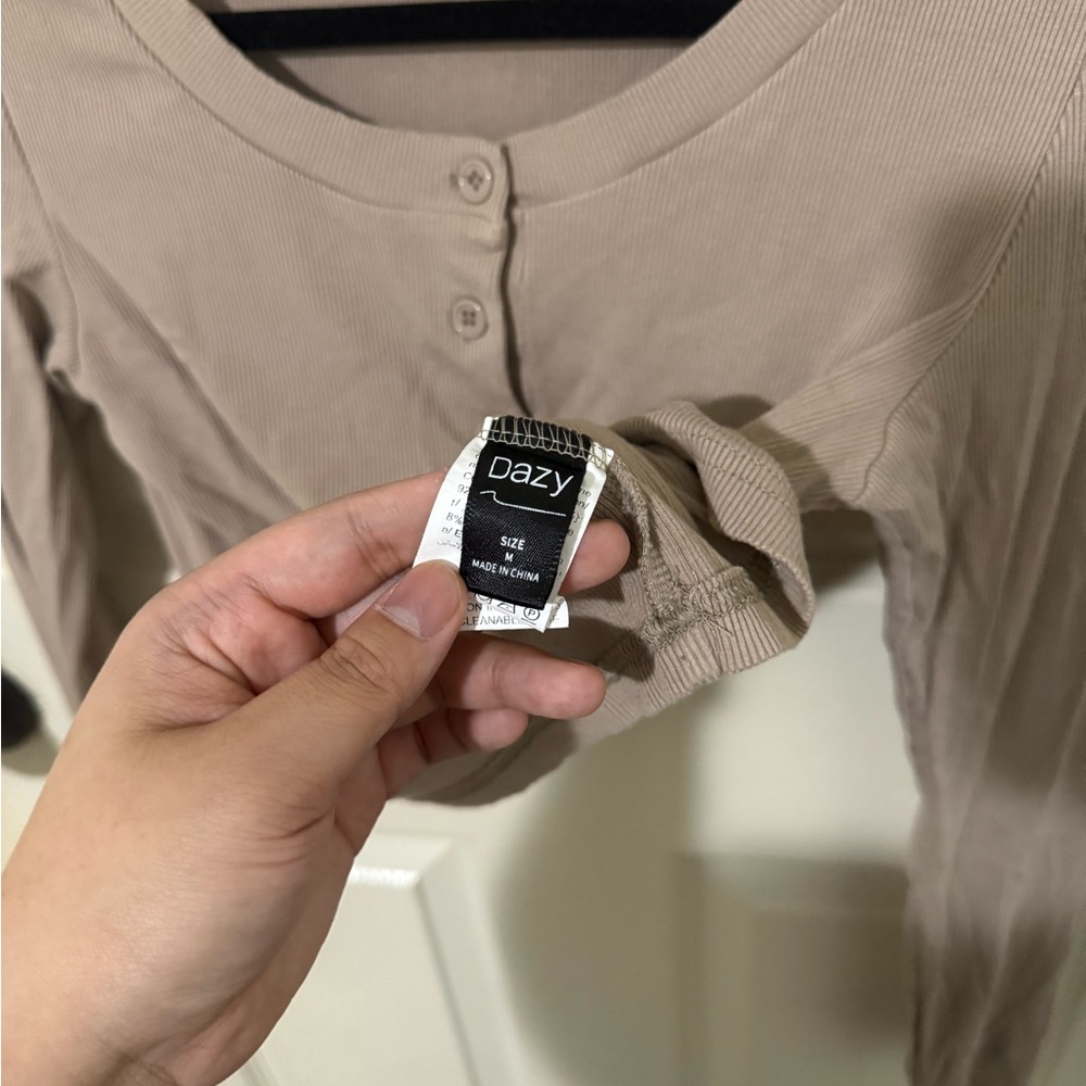 Shein Taupe Ribbed Cropped Henley Long Sleeve Top | Size M - Picture 5 of 8